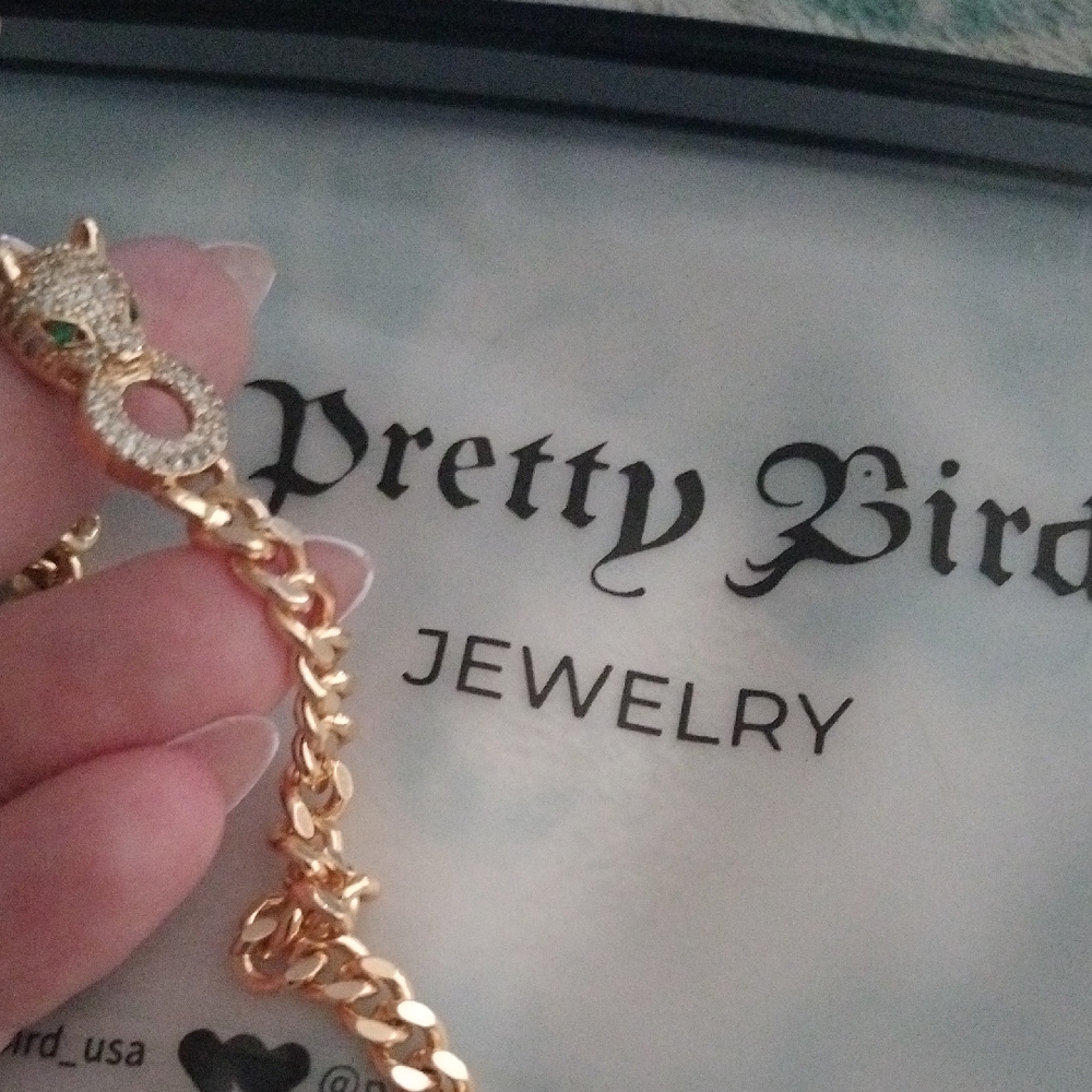 Pretty Bird Rose Gold Plated And Green Eyes Panther Bracelet
